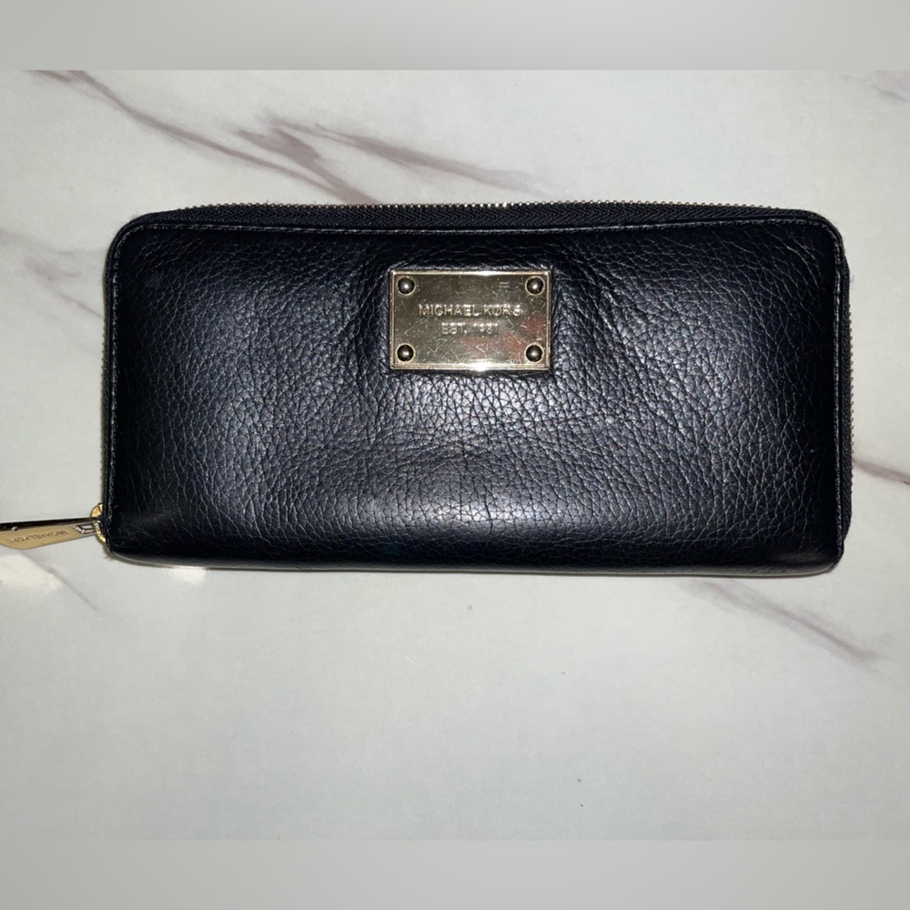 Michael Kors Zip wallet Black Leather
